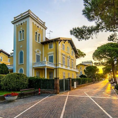 Hotel Ville Bianchi غرادو المظهر الخارجي الصورة